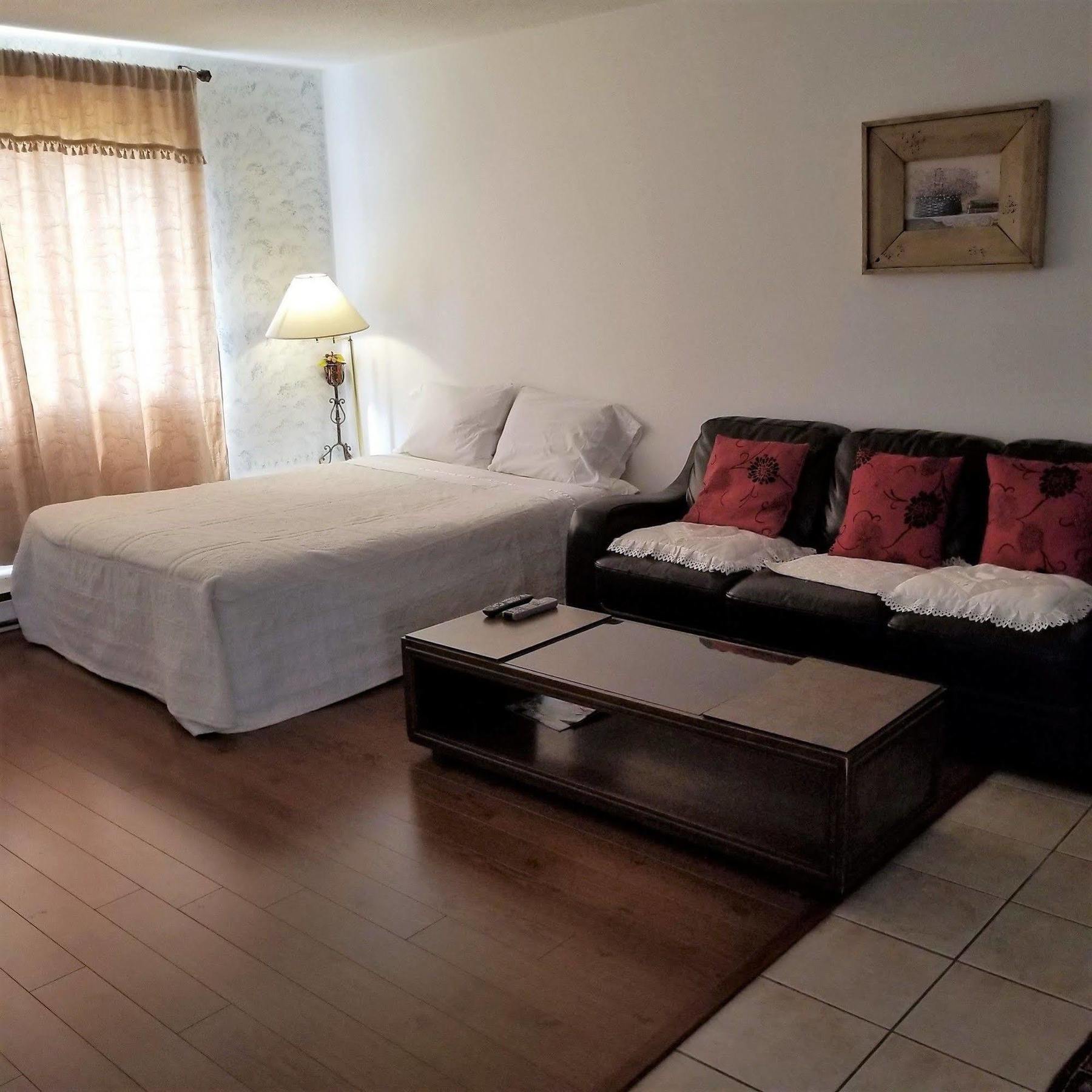 Croft Inn Motel Crofton Екстериор снимка